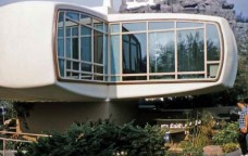 Costruire il futuro: la casa al servizio della persona