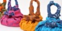Un pacco regalo allegro e sostenibile