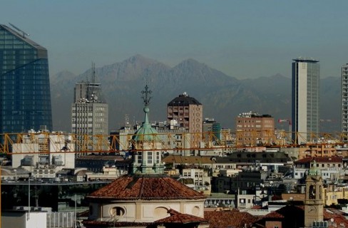 Milano sprecona: metà edifici in classe energetica G