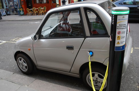 Auto elettriche, gioie e dolori