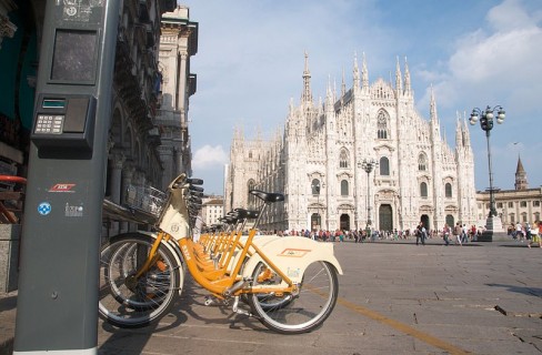 A Milano arrivano mille biciclette a pedalata assistita