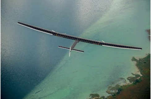L’aereo a energia solare è pronto al giro del Pianeta