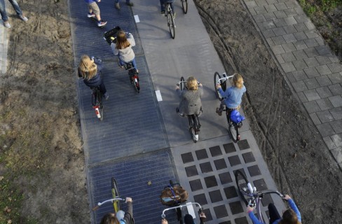 SolaRoad, la prima pista solare ciclabile compie un anno e va a tutta energia