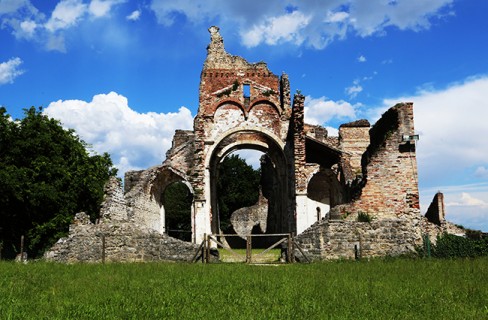 Tecniche geomatiche per il recupero dell’Abbazia di Sant’Eustachio