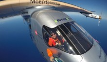 Il Solar Impulse 2 attraversa l’Atlantico, Piccard: “Il futuro è pulito”