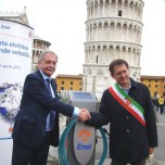 L'accordo tra Enel e Comune di Pisa: le colonnine di ricarica